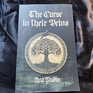 Ana Yudin The Curse in Their Veins (Paperback)